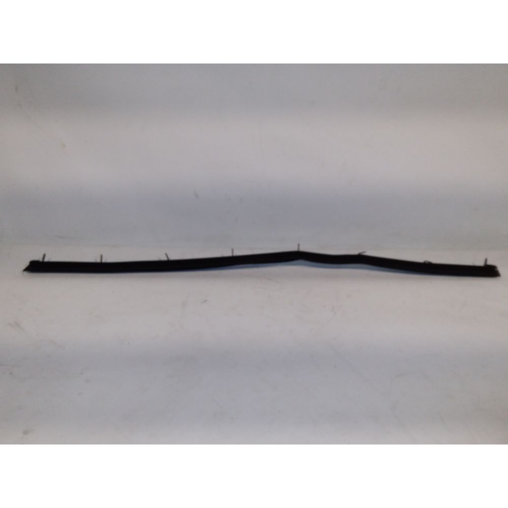 MEDIA COLIZA INTERIOR DE PUERTA DELANTERA DERECHA