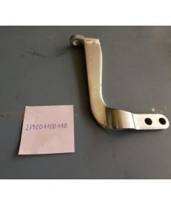 GANCHO SOPORTE TAPA DE COMBUSTIBLE