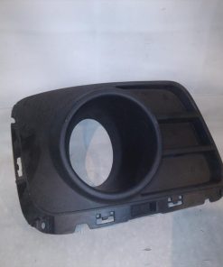 REJILLA DE FARO ANTI NIEBLA DELANTERO IZQUIERDO