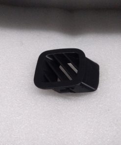 REJILLA DE VENTILACION DERECHA