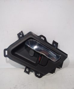 MANIJA INTERIOR DE PUERTA DELANTERA IZQUIERDA