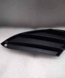 REJILLA IZQUIERDA DE FARO ANTI NIEBLA