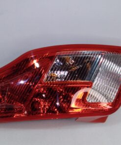 FAROL TRASERO DERECHO