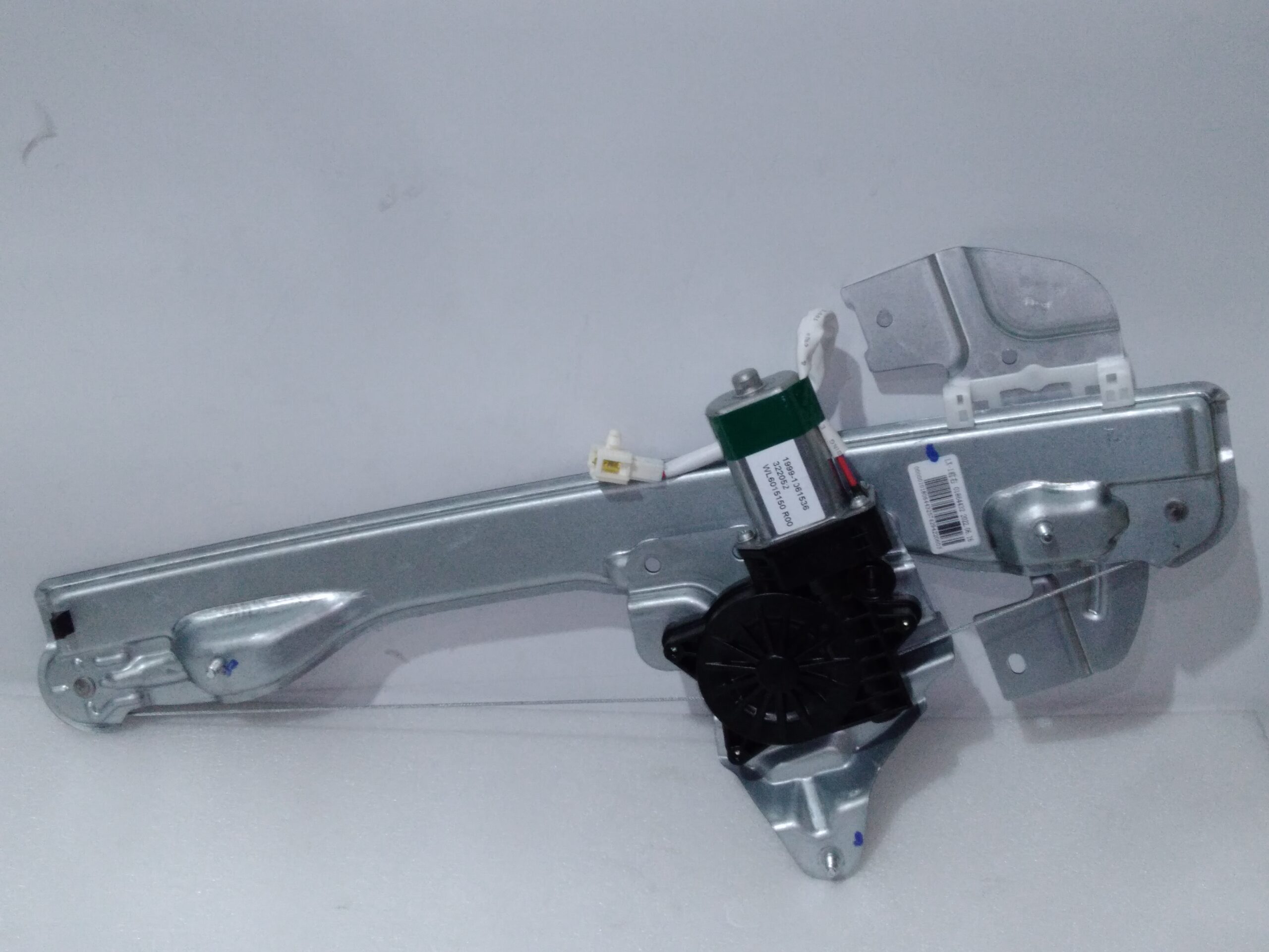 MAQUINA LEVANTA VIDRIO DE PUERTA DELANTERA DERECHA