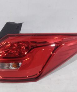 FAROL TRASERO DERECHO