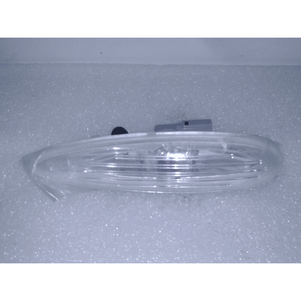 SEÑALERO LATERAL DERECHO