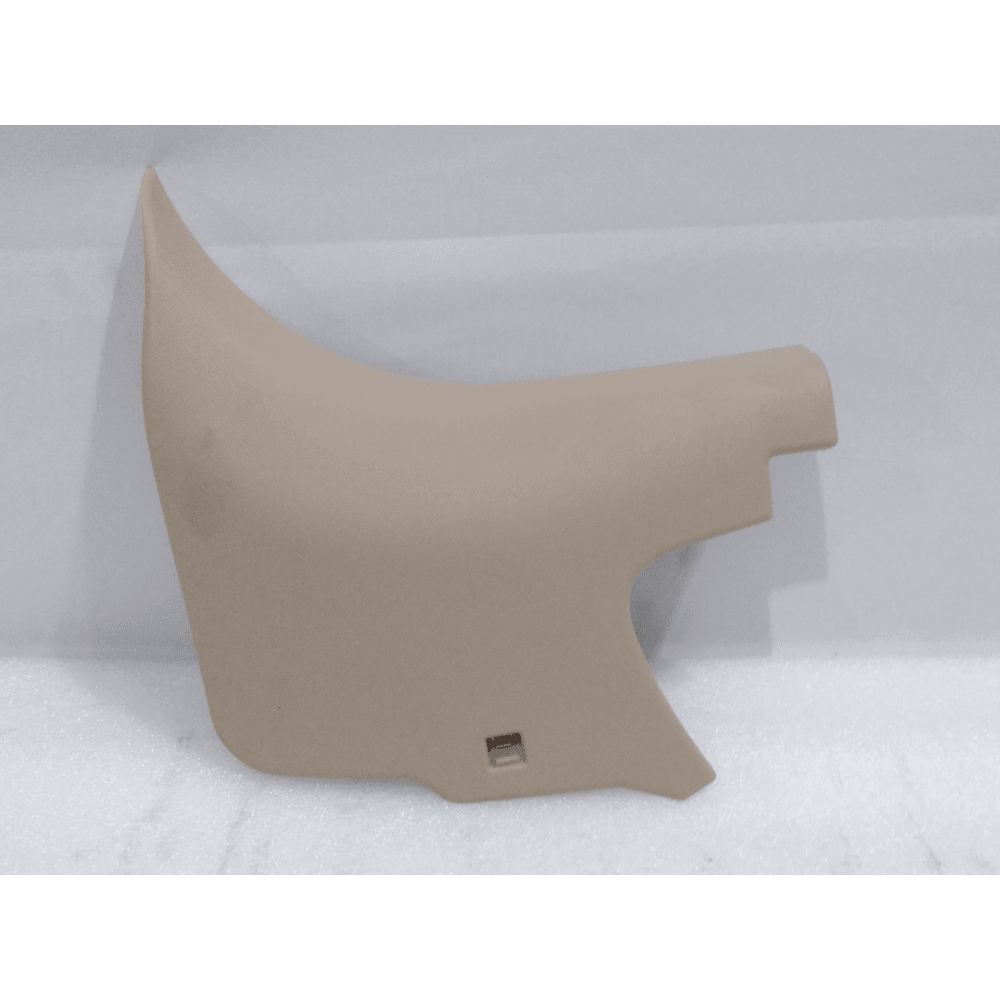 TAPIZADO INFERIOR DE PARANTE DELANTERO IZQUIERDO