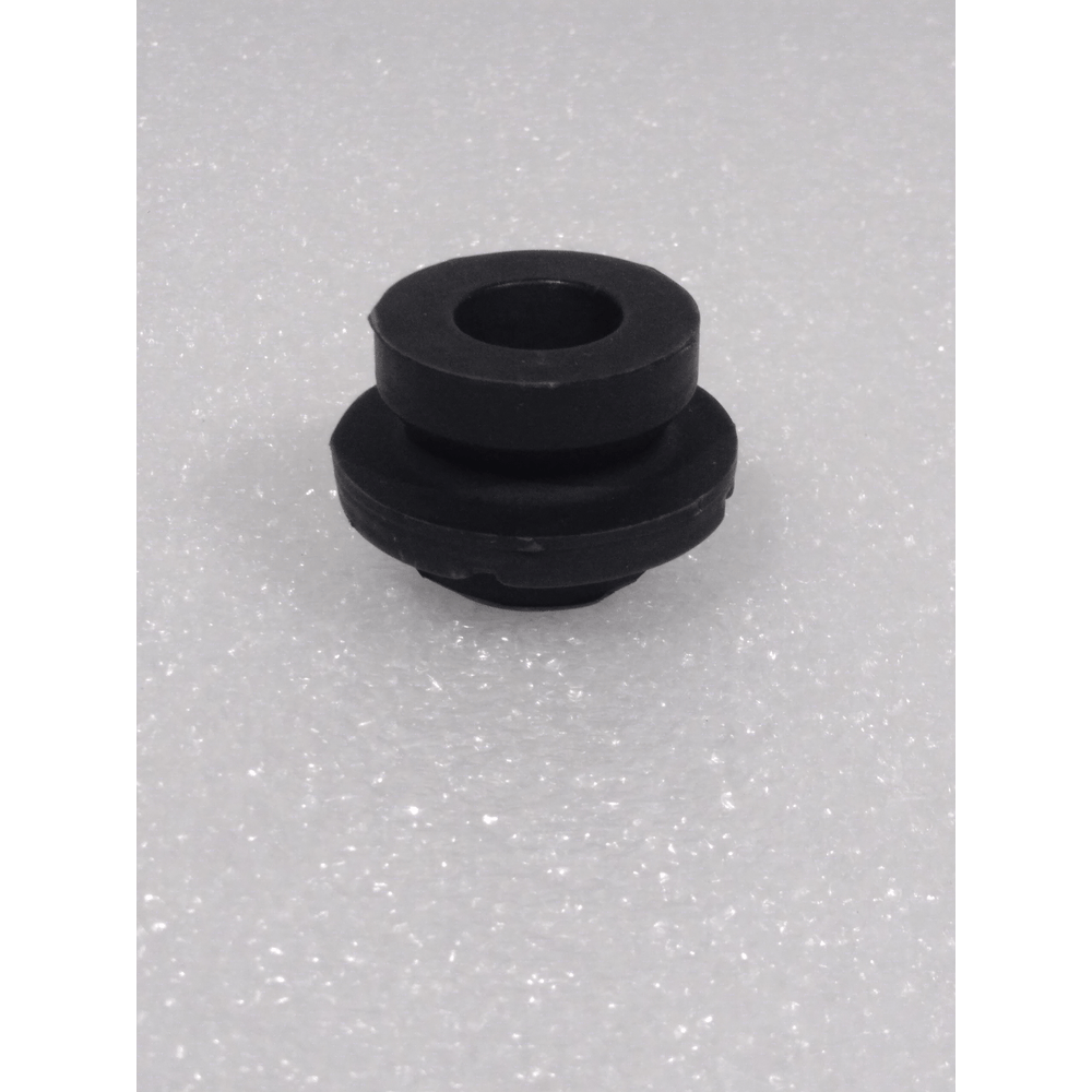 SOPORTE INFERIOR DE RADIADOR DE AGUA