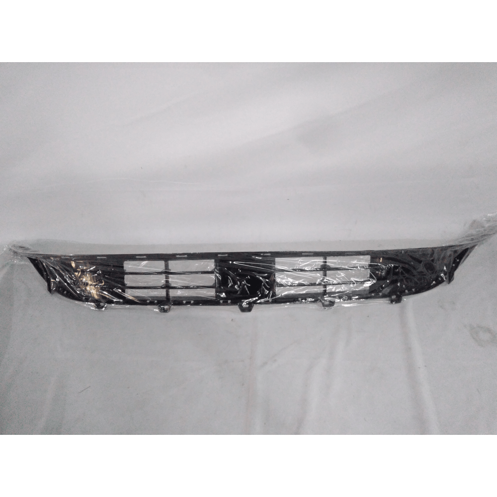 REJILLA INFERIOR DE PARAGOLPE DELANTERO