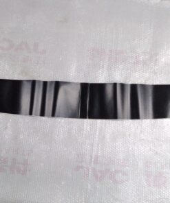 EMBELLECEDOR SUPERIOR DE PORTON TRASERO