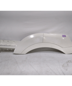 ESTRIBO SUPERIOR IZQUIERDO CON FENDER