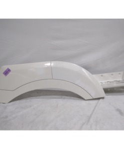 ESTRIBO SUPERIOR DERECHO CON FENDER