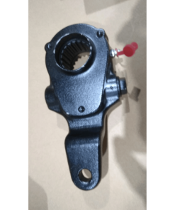 SOPORTE IZQUIERDO DE CAMARA DE FRENO TRASERO