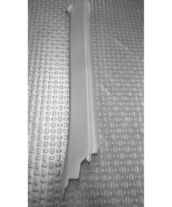 MOLDURA PARANTE DER.